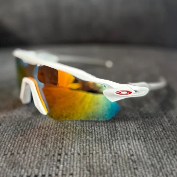 Oakley Radar EV PRIZM Polarized OO9208 White-Gray Frame - Picture 3 of 8